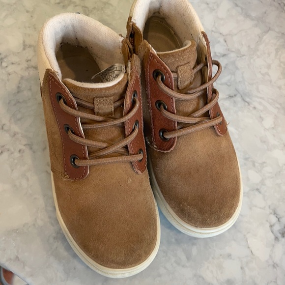 Other - Boys Size 10 Ugg’s
